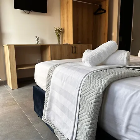 Apart-hotel Panorama Hideaway 3*